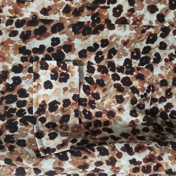 Investments Woman Top Olivia  Button Up Brown Animal Print Plus Size - Picture 3 of 4